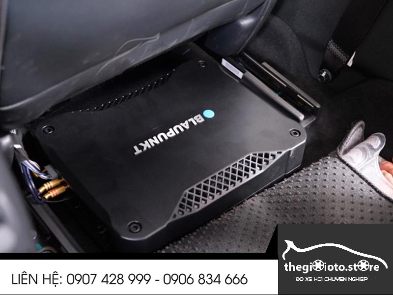 Độ loa sub gầm ghế Blaupunkt xe Cerato